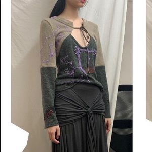 Eirocori long sleeve top